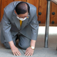 Lee Man-hee, leader of the Shincheonji Church of Jesus, bows during a press conference at a facility of the church in Gapyeong on March 2, 2020.